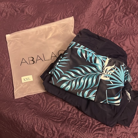 New ABALAGU swimsuit navy blue with built in Bralette. Boyfriend style bottoms - Picture 8 of 8